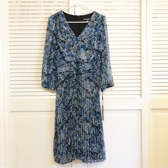 NWT Karl Lagerfeld Blue Floral Chiffon Pleated Dress. - Picture 5 of 12